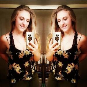 Meet your Posher, Megan